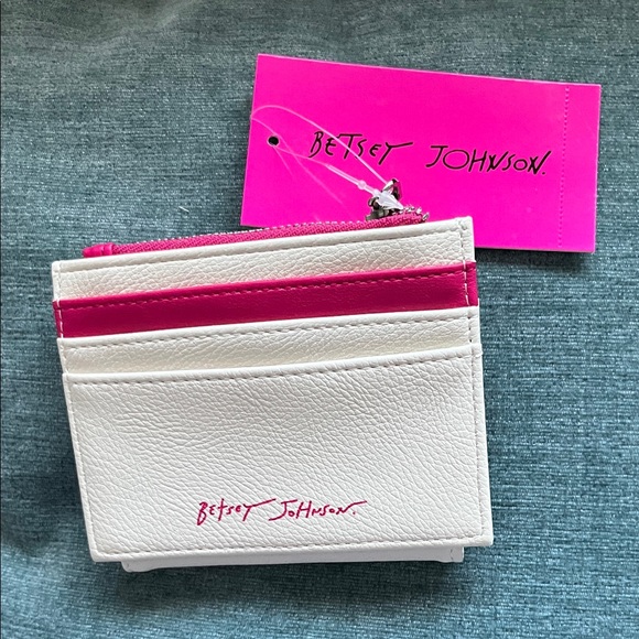 Betsey Johnson Hit Me Up White and Pink Bifold Wallet NWT - Picture 7 of 8